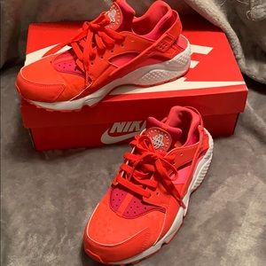 Nike Women’s Air Huarache